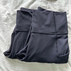 Fabletics Black Oasis 7/8 leggings